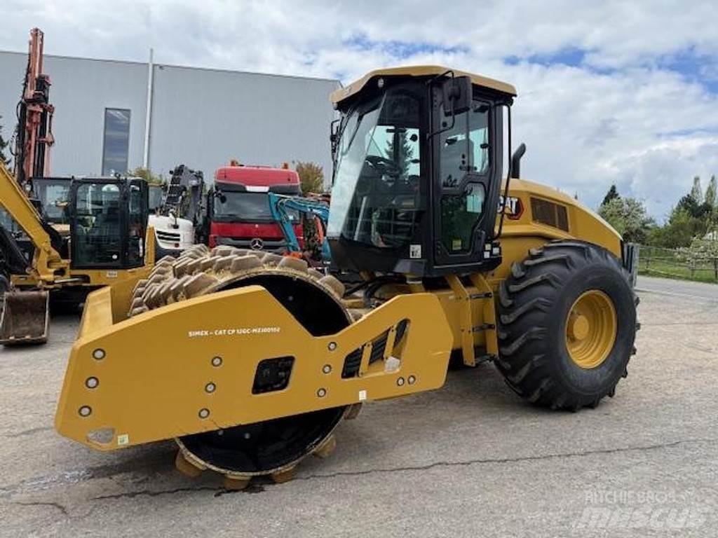 CAT CP12 GC Erdbauwalzen