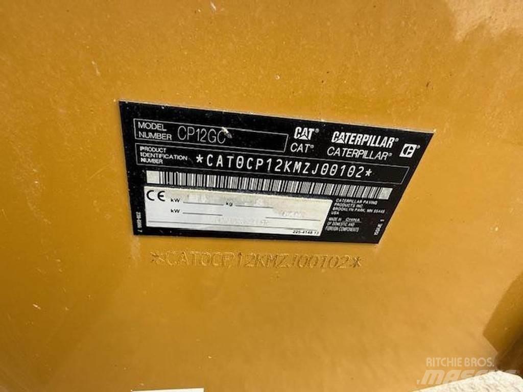 CAT CP12 GC Erdbauwalzen