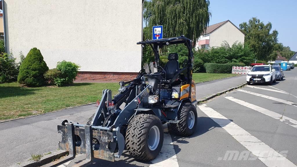 GiANT G 2500 X-Tra Radlader