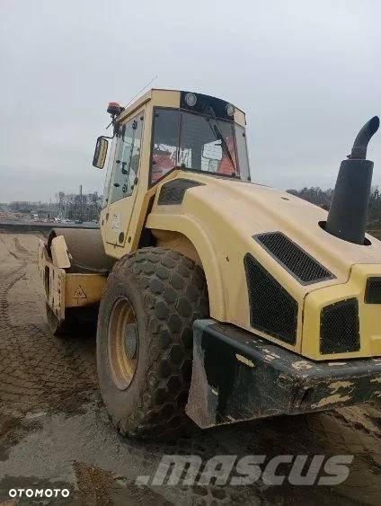 Bomag BW 213 D-4 Walzenzüge