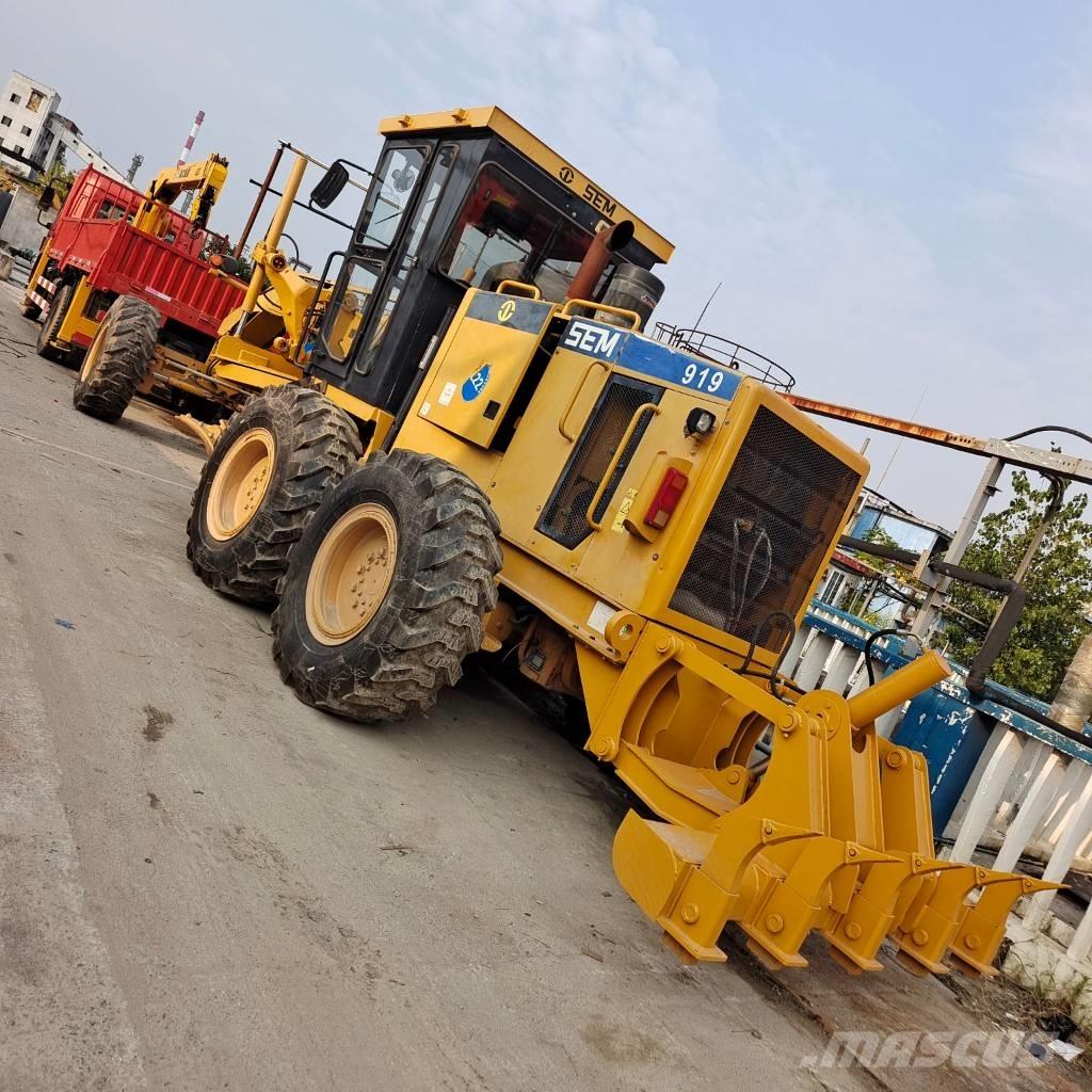 SEM 919 Grader