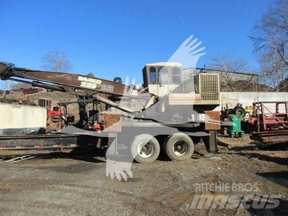 Barko 225 Gelenkausleger Lader