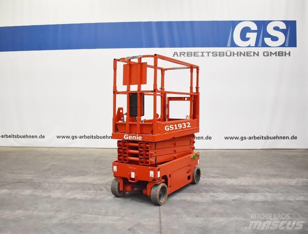 Genie GS 1932 Scheren-Arbeitsbühnen