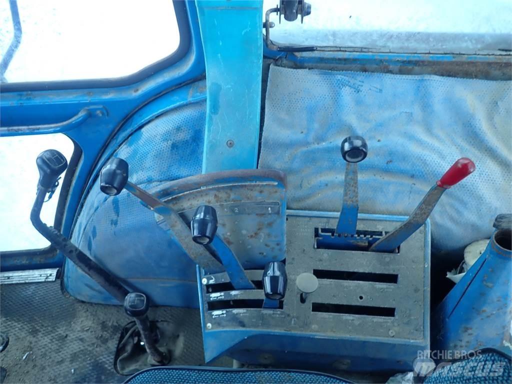 Ford 8210 Traktoren