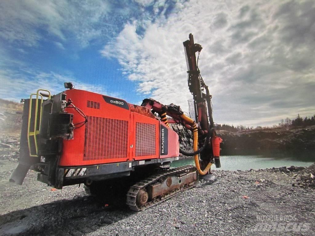 Sandvik DX 800 Oberflächenbohrgeräte