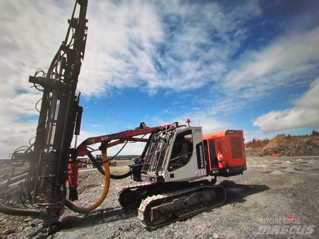 Sandvik DX 800 Oberflächenbohrgeräte