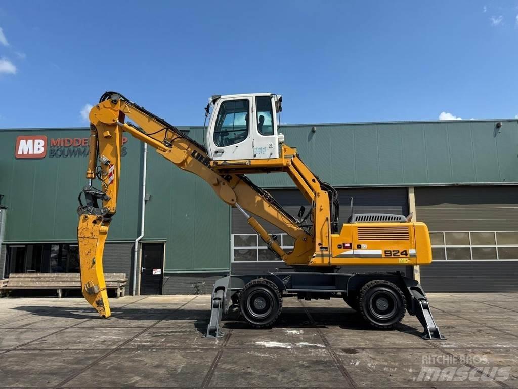 Liebherr A 924 C Materialumschlag
