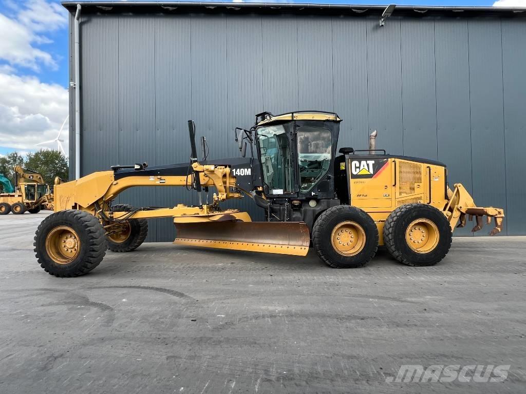 CAT 140M Grader