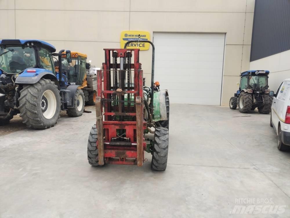 John Deere 2450 Traktoren