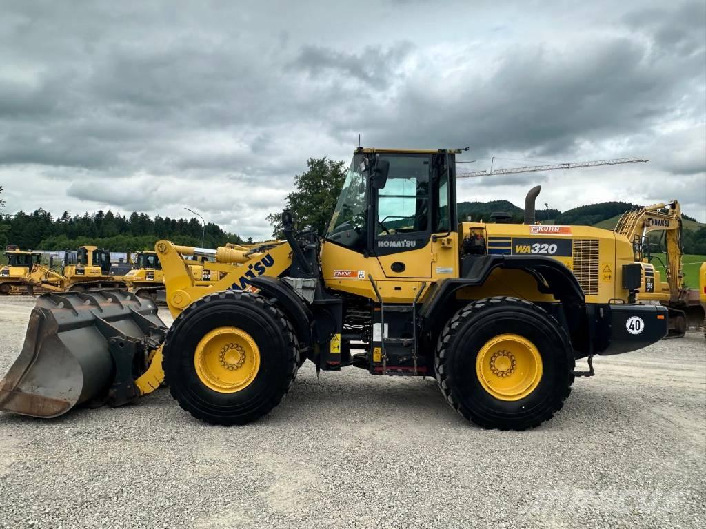 Komatsu WA 320-7 Radlader
