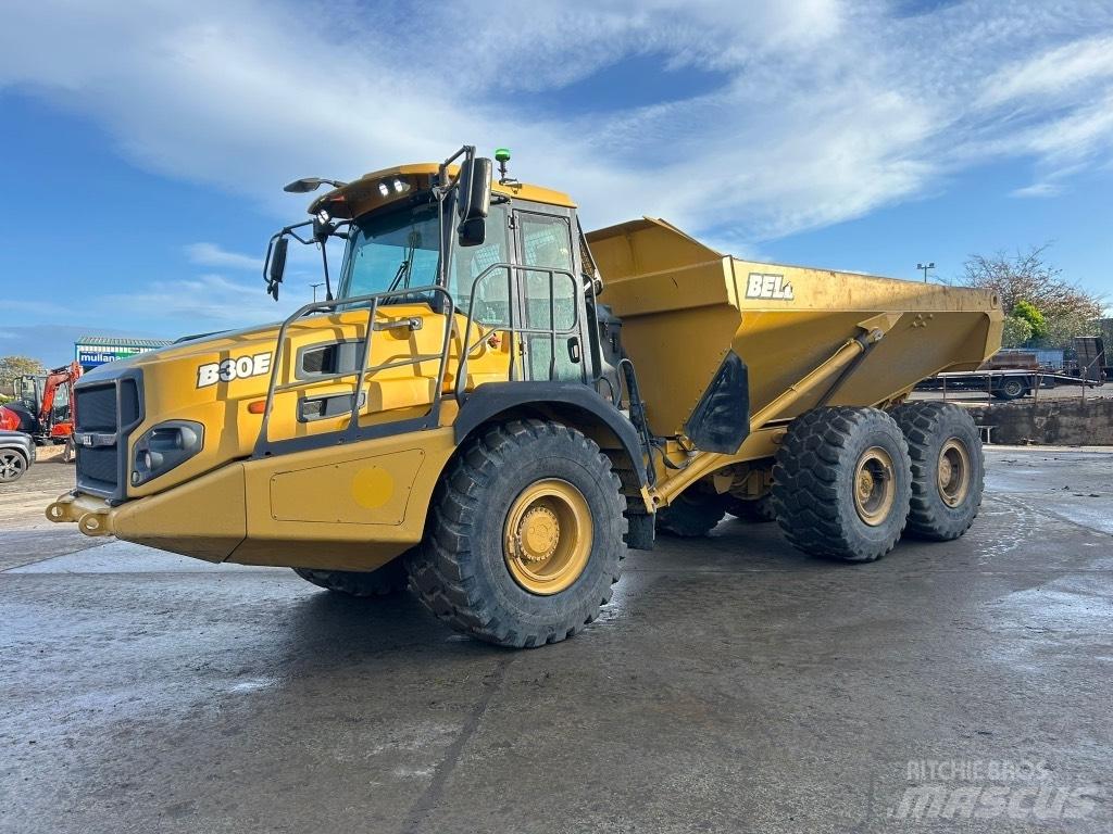 Bell B30E Dumper - Knickgelenk