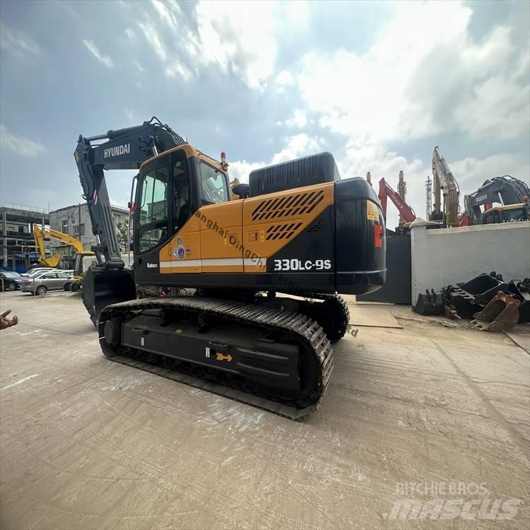 Hyundai 330 Raupenbagger