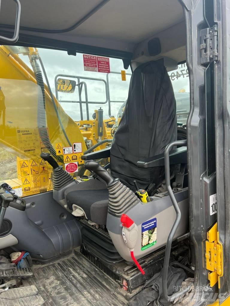Komatsu PC210LC-11 Raupenbagger