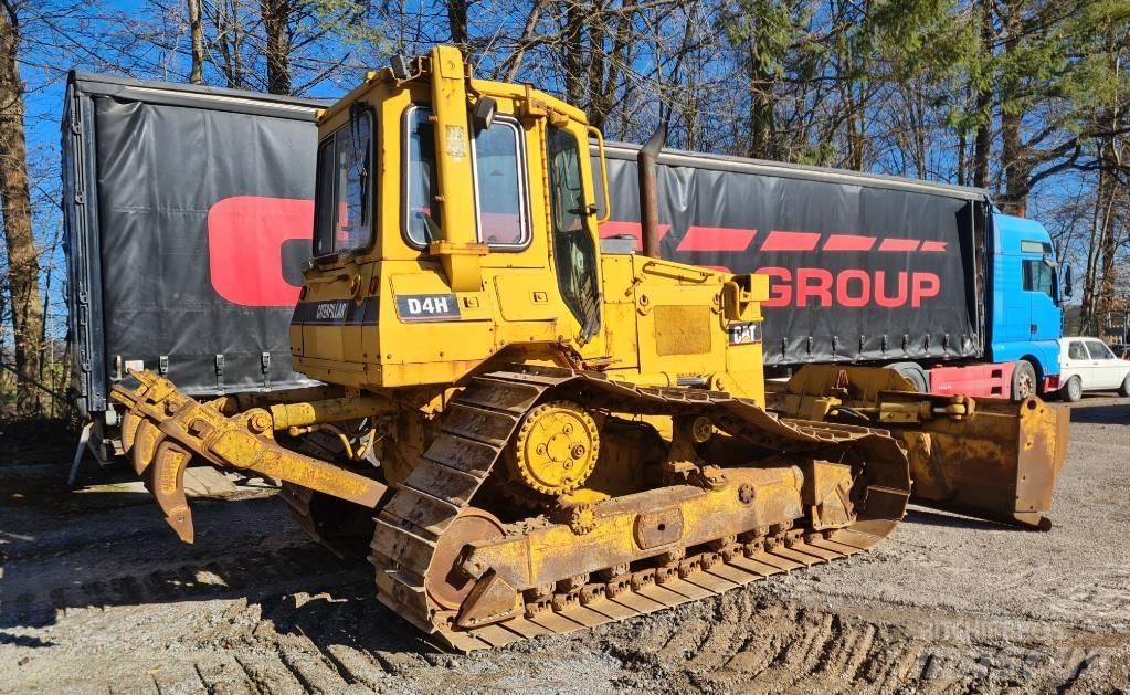 CAT D 4 H Bulldozer