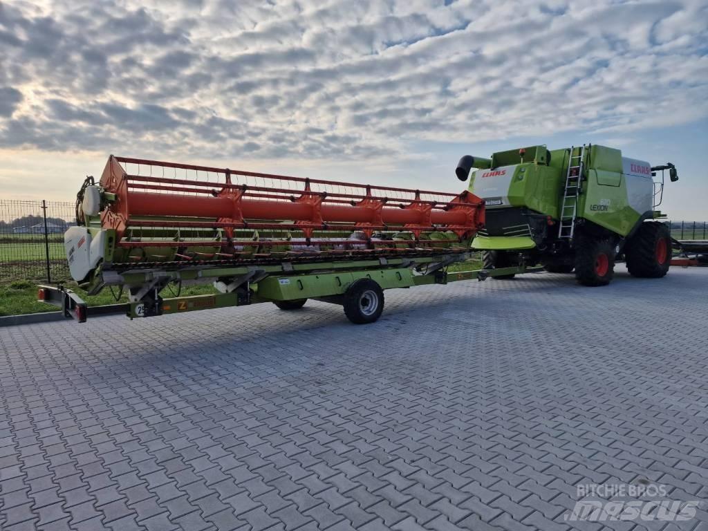 CLAAS Lexion 670 Mähdrescher