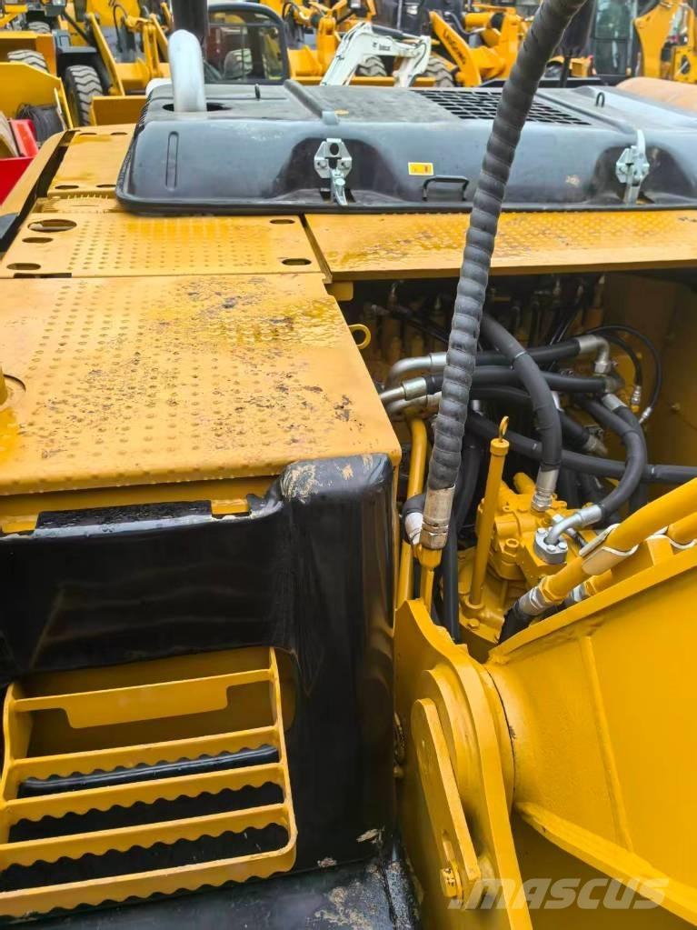 CAT 320D2 Raupenbagger