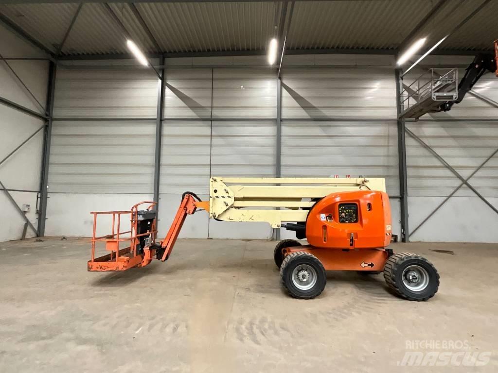 JLG 450 AJ Gelenkteleskoparbeitsbühnen