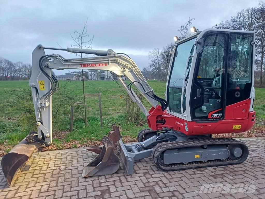 Takeuchi TB 230 Minibagger < 7t