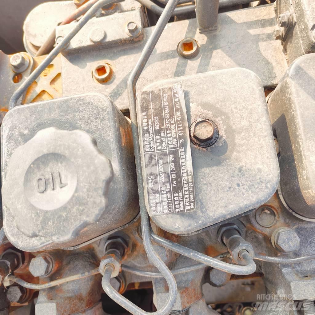 Hyundai R220LC-9S Raupenbagger