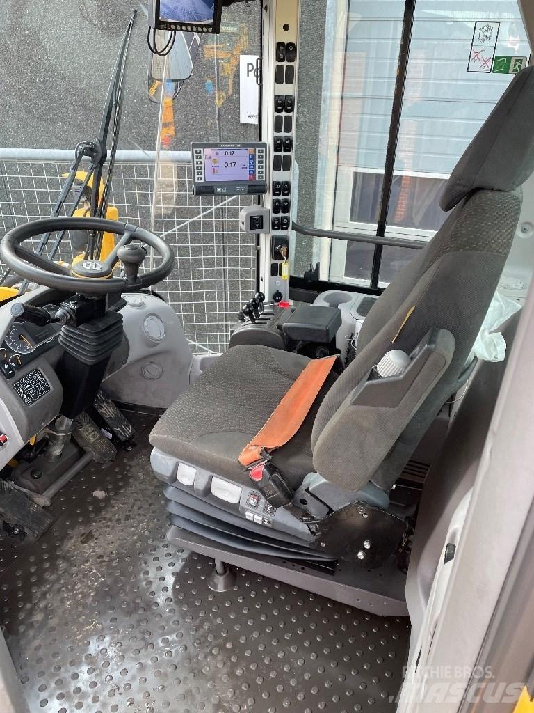 Volvo L90H Radlader