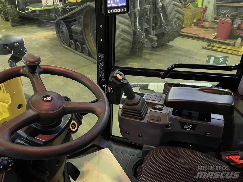 CAT 906 Radlader