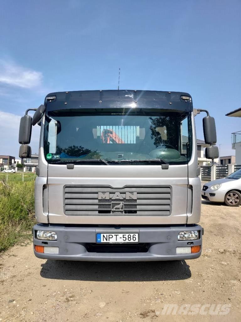 MAN TGL 12.240 Kranwagen