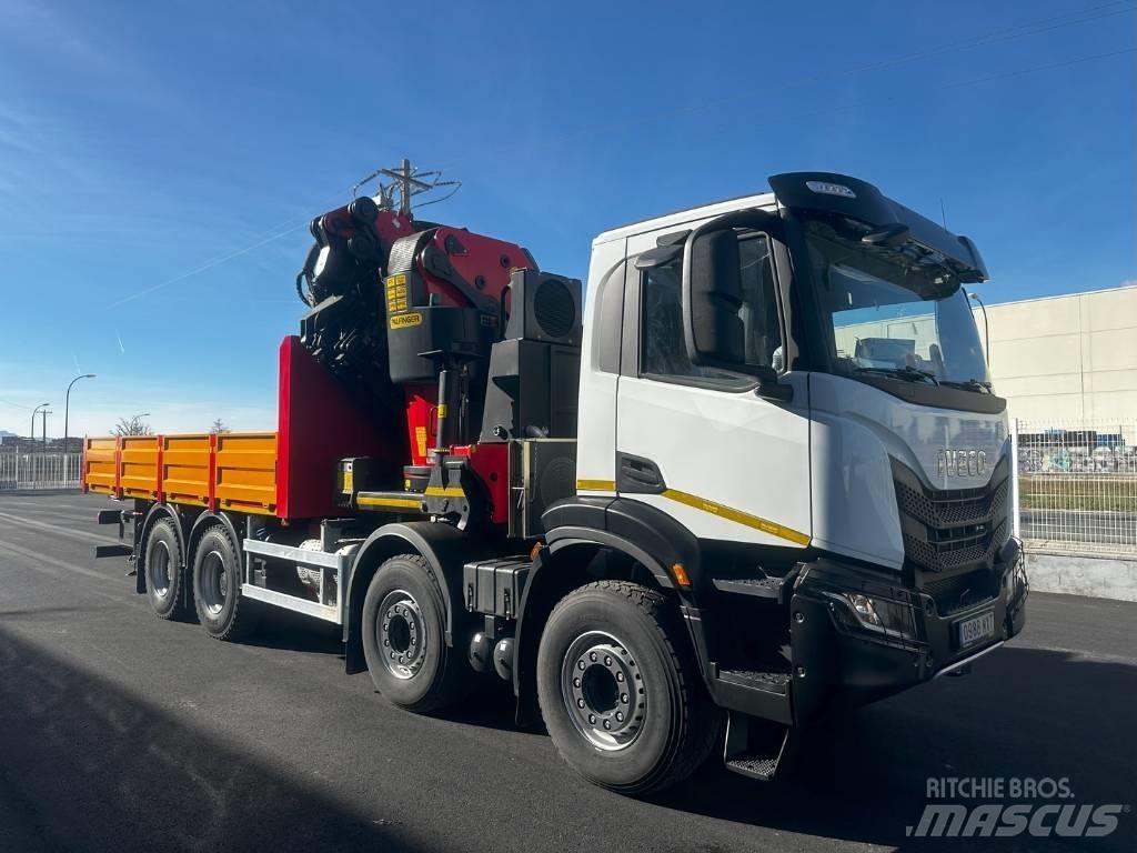 Iveco T-WAY 450 Kranwagen