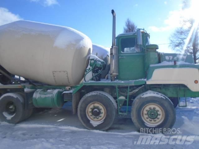 Mack 600 Andere Fahrzeuge