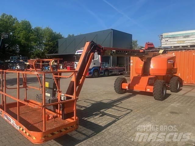JLG 460 SJ Teleskopbühnen