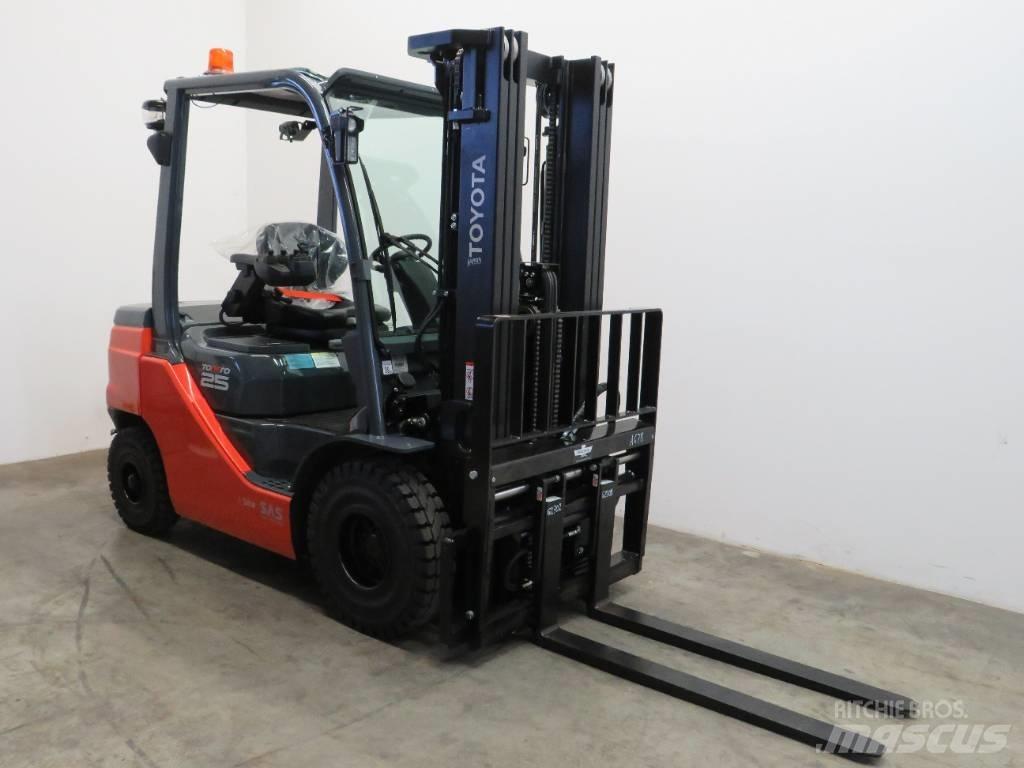 Toyota 8 FDF 25 Diesel heftrucks