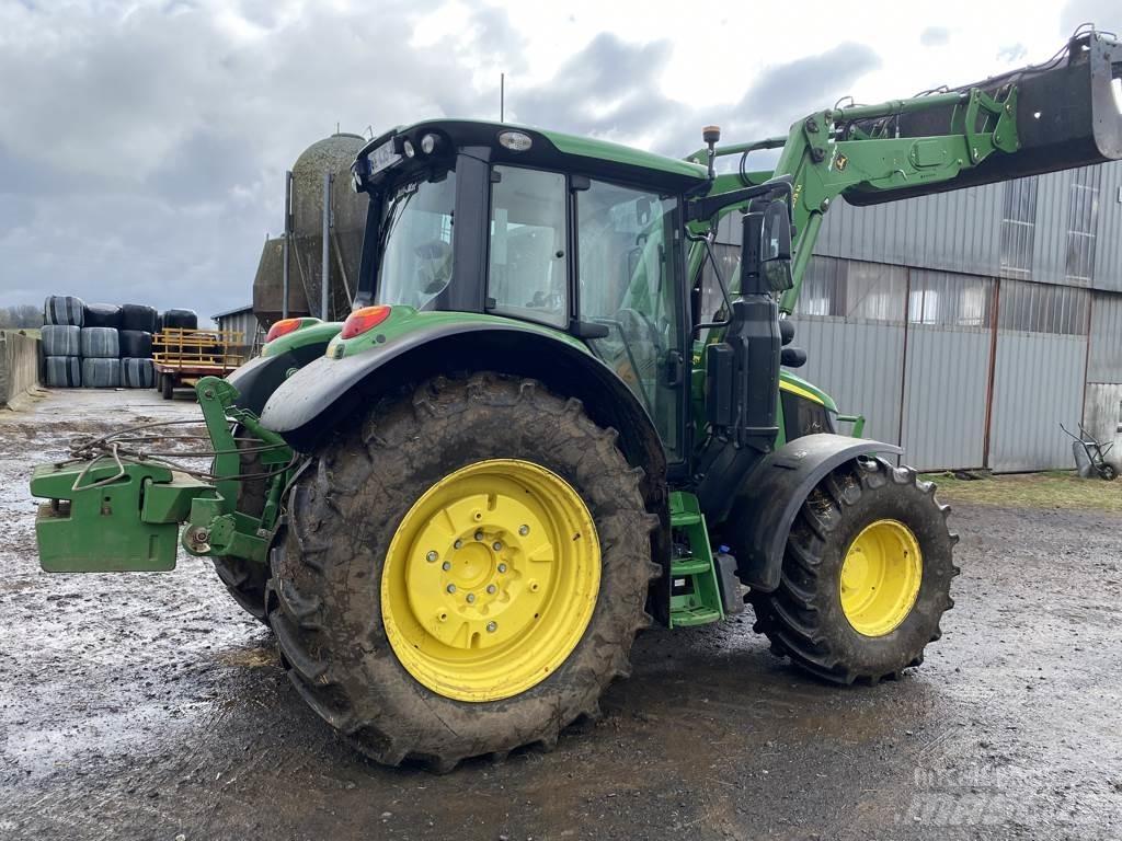 John Deere 6110M Traktoren