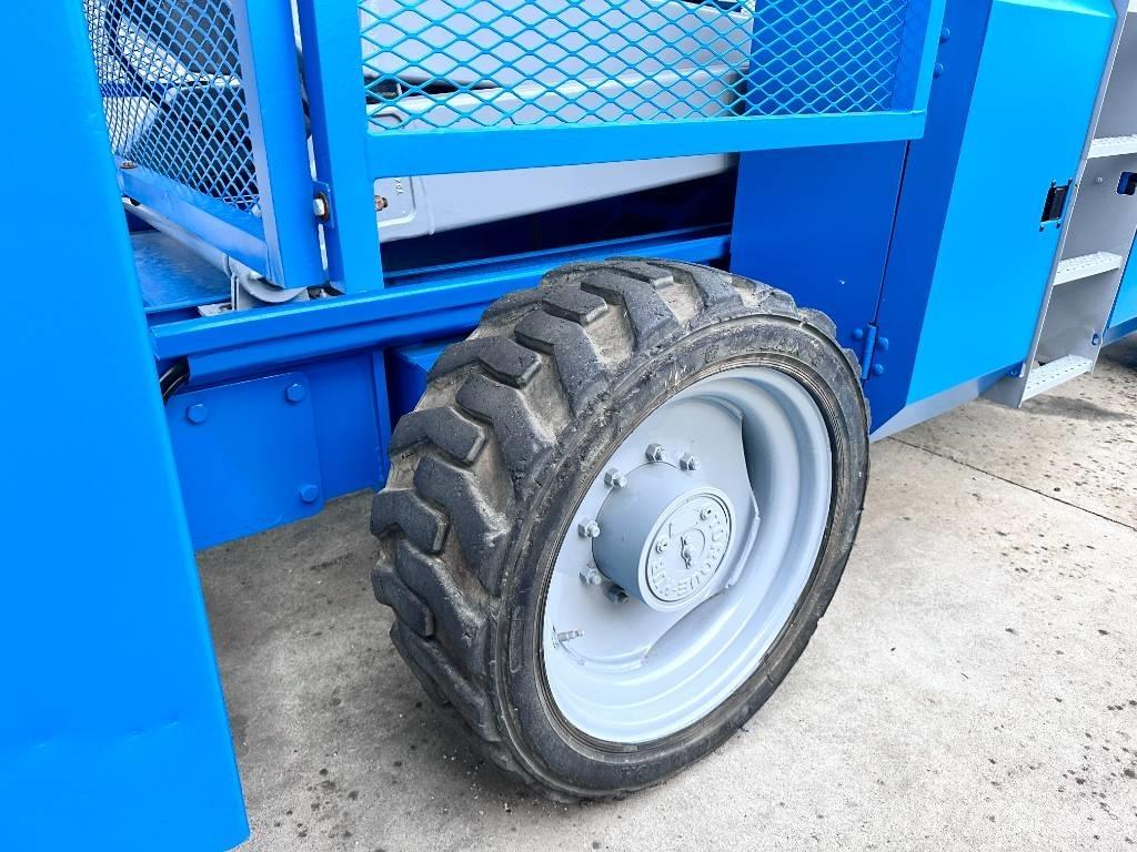Genie GS 5390 RT Scheren-Arbeitsbühnen