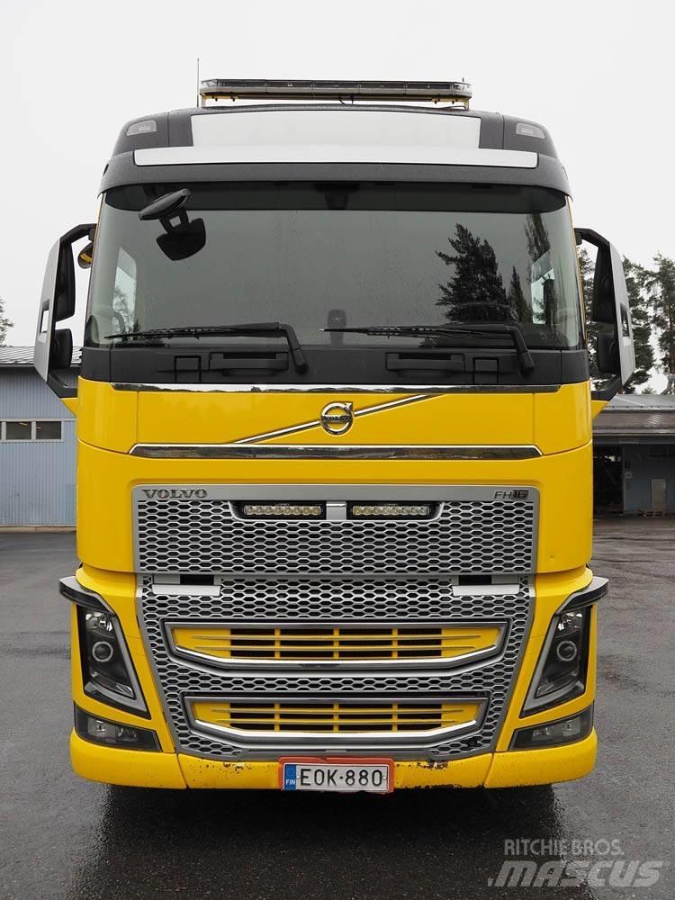 Volvo FH 16 Kleinholztransporter