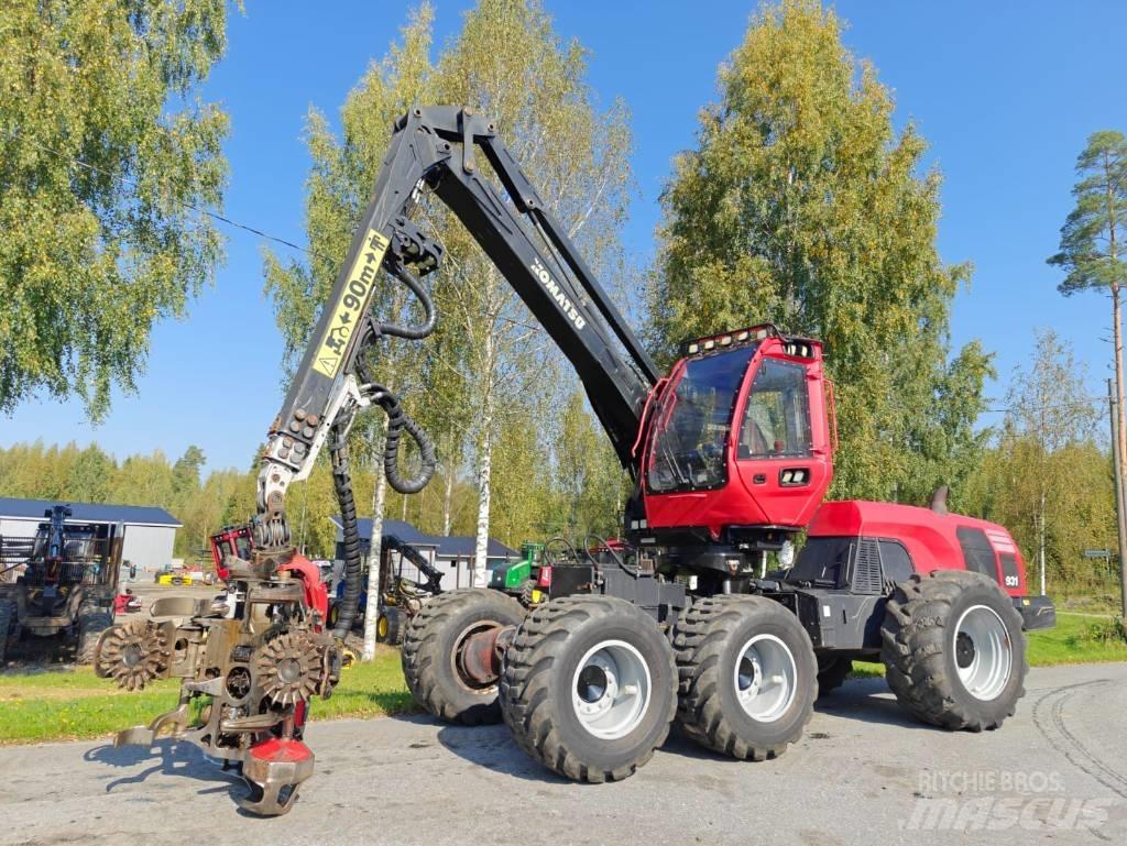 Komatsu 931 Harvester