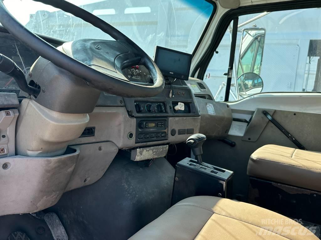 Sterling L 7500 Wechselfahrgestell