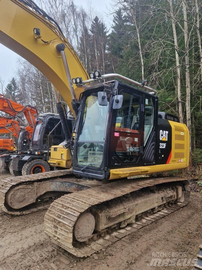 CAT 323 F L Raupenbagger