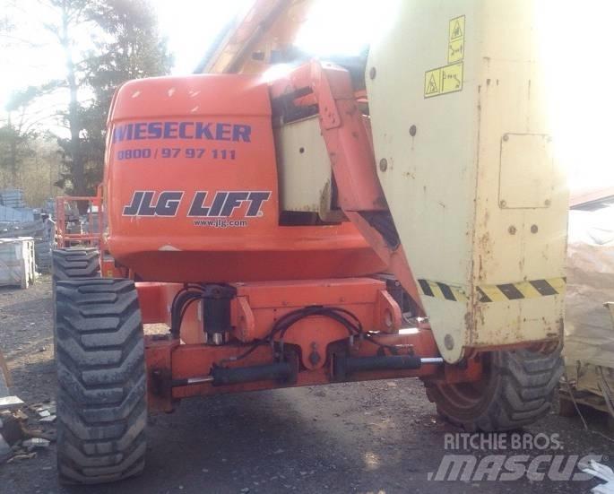 JLG 600 AJ Gelenkteleskoparbeitsbühnen