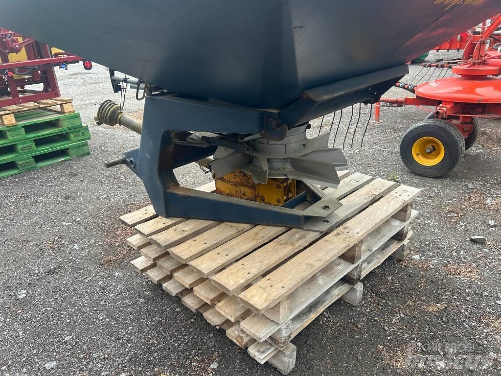 Bogballe BL600 Mineraldüngerstreuer