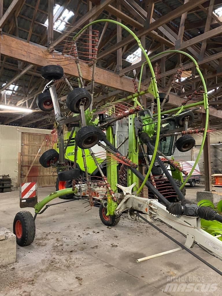 CLAAS Liner 2700 Schwader