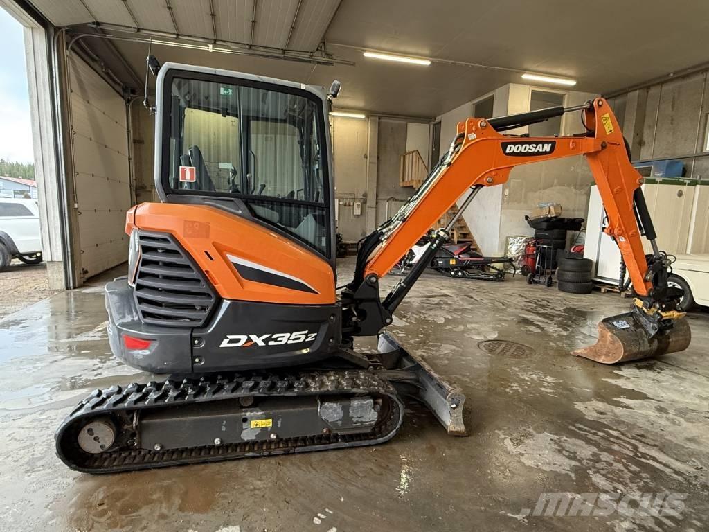 Develon DX 35 Z Minibagger < 7t