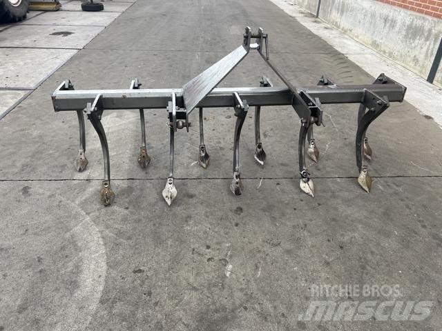Peecon cultivator Grubber