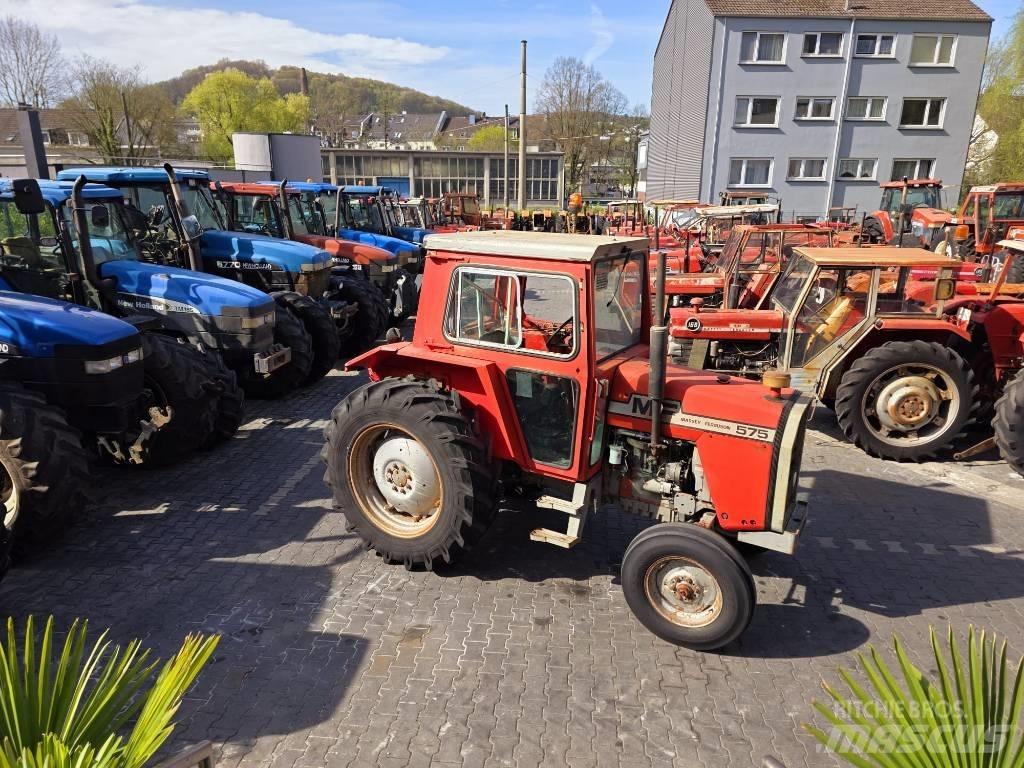 Massey Ferguson 575 Traktoren