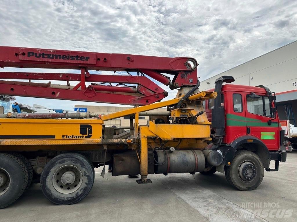 Mercedes-Benz 2435 Betonmischer