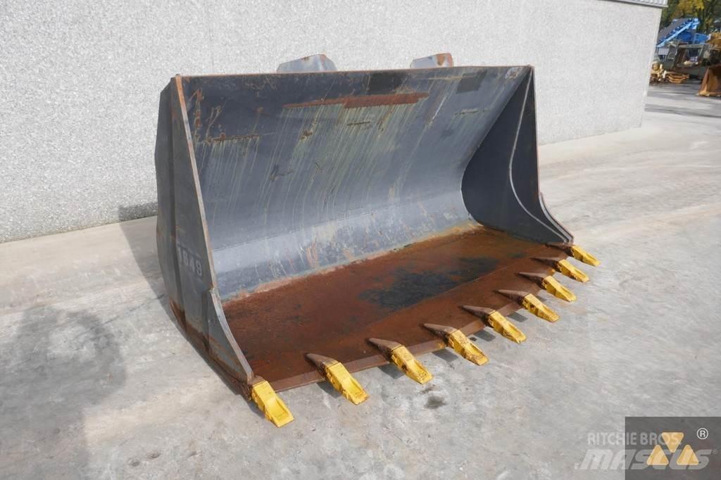 Volvo L120B Bucket Schaufeln