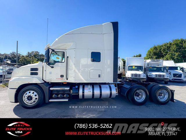 Mack Anthem Andere Fahrzeuge