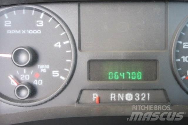 Ford F350 Bergungsfahrzeuge