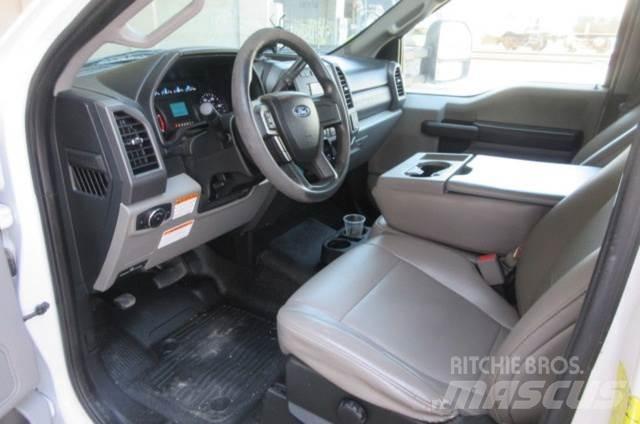 Ford F450 Bergungsfahrzeuge