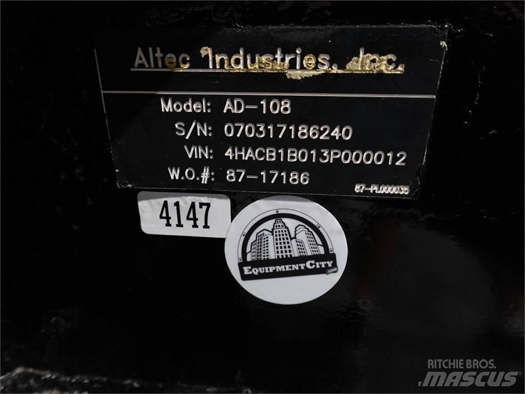 Altec AD108 Seilankerbohrwagen