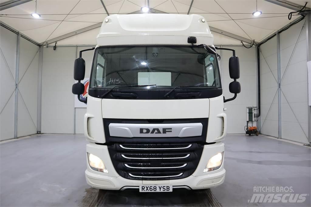 DAF CF450 Sattelzugmaschinen
