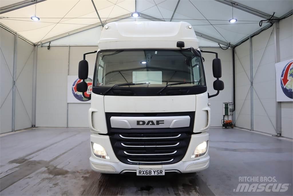 DAF CF450 Sattelzugmaschinen